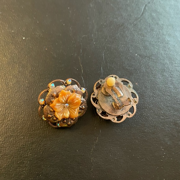 Four earring bundle - Picture 3 of 6